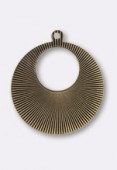 32mm antiqued Brass Plated Round Striated Pendant x1
